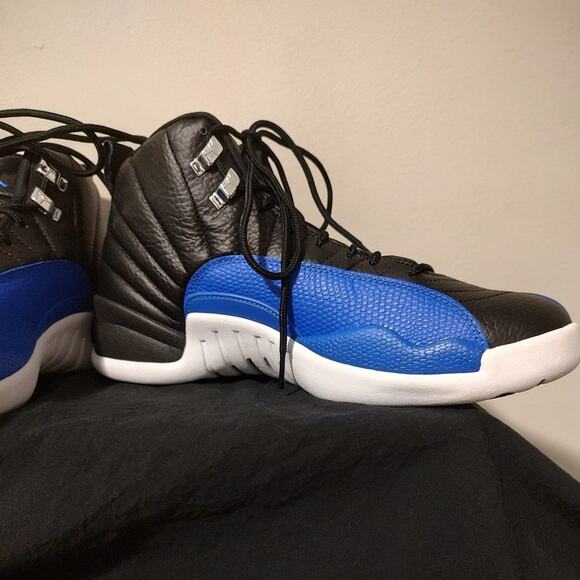Air Jordan 12 Retro Mens Blue, Black, White EUC Basketball Shoes Size 11 main image 4